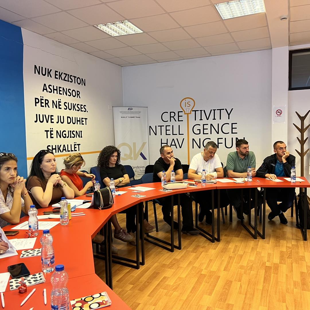 Filloi Moduli i parë (I) i trajnimit për mësimdhënësit e Qendrave të Kompetencës në Prizren dhe Malishevë